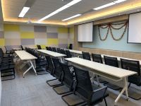 汉庭优佳酒店(长春新天地购物公园店) - 会议室