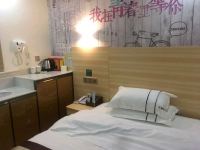 分享家公寓(广州维多利广场店) - 标准单人房(公共卫浴)