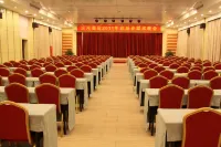 Binghe Hotel Hotels in Changyuan