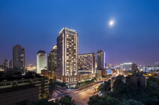 JW Marriott Hotel Hangzhou Отели рядом с достопримечательностью «Wanshouting»