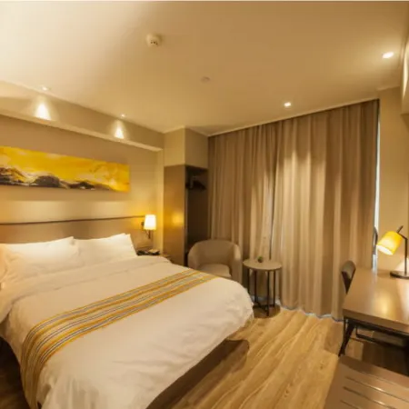 Ease Hotel (Harbin Central Street)