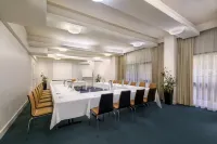 Best Western Plus Travel Inn Hotel Hotels in Carlton