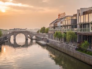 Meijin Hotel (Suzhou Jinji Lake, Neiwan)