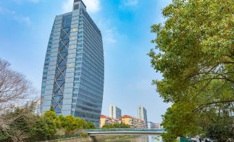 GreenTree Inn (Shanghai Huangxing Park Metro Station)