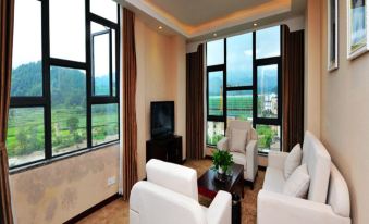 Guoshun Holiday Hostel