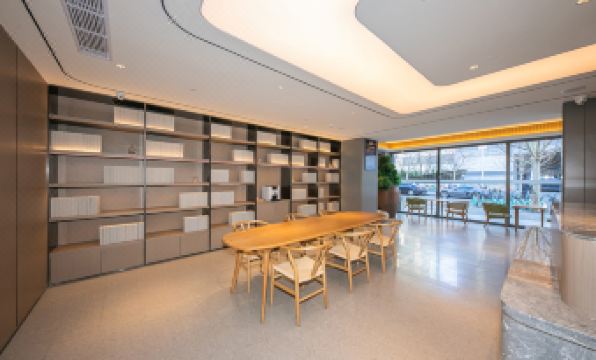 JI Hotel (Beijing Sanlitun Taikoo Li Workers' Stadium Subway Station)