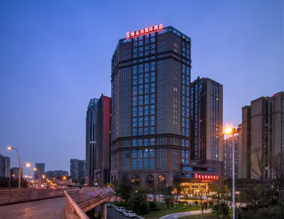 Vienna International Hotel (Chengdu Happy Valley, Dongzikou Metro Station)