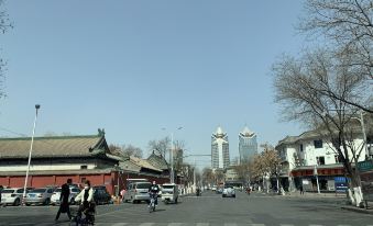 Weiduo  Hotel (Fenghuang North Street)