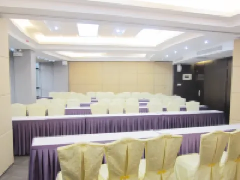 Eastern Kaiyue Business Hotel