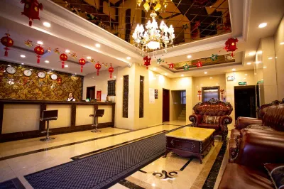 Fujin Huayuan Hotel Hotels near Xiaoping Oil And Grain Store