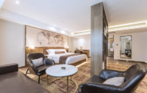 喆啡酒店（鄭州北龍湖濕地公園店） 鄭州酒店