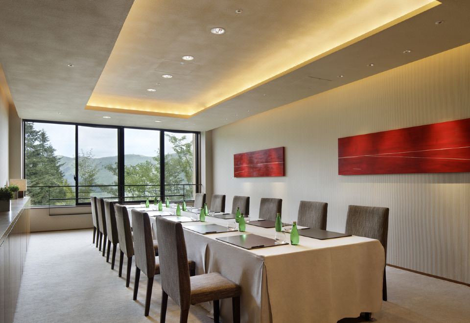 하얏트 리젠시 하코네 리조트 앤드 스파의 로비 모습