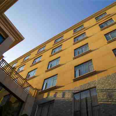 元謀大酒店 Hotel Exterior