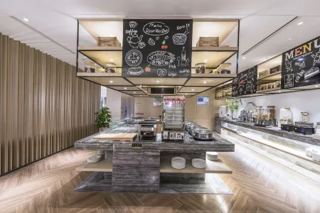 Atour Hotel MASAHIRO City Berkesy，Zhengzhou Отели рядом с достопримечательностью «North China University of Water Resources and Electric Power Relational Area»