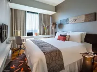 Park Avenue Rochester Hotels near Mindef Cp