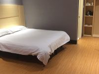 吉泰连锁酒店(上海天山路店) - 舒适大床房