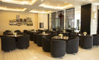 Homeinn Huayi Select Hotel (Qitaihe Vocational College)