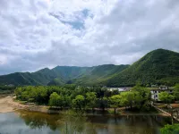 Moon Bay Qianyu Qianxi Homestay (Zhaocunli Branch)