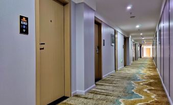 Super 8 Hotel (Taicang South Taiping Road)