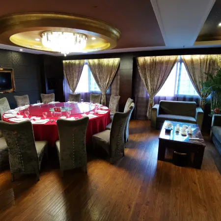 New Oriental Hotel