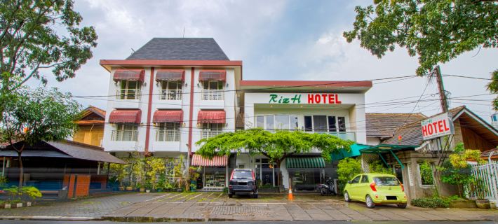 Rizh Hotel Hotels in Lengkong