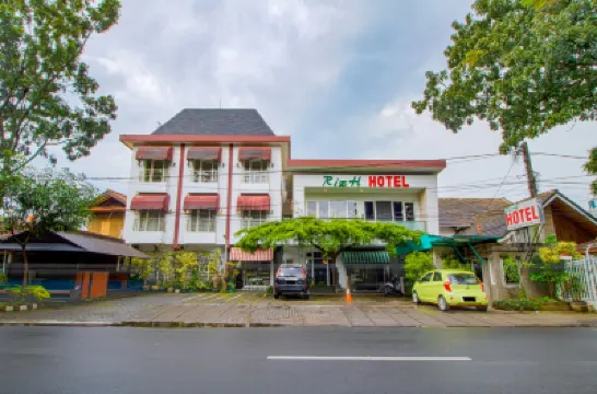 Rizh Hotel Hotel di Bandung