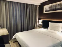 7 Days Premium Hotel (Beijing Tiananmen Square Xidan Subway Station) Hotels near Wenhuadian