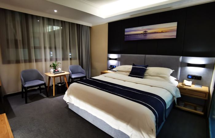 Witness Ouk Art Hotel