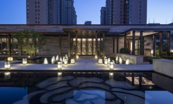 Ramada by Wyndham Luoyang Downtown