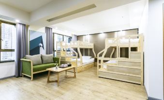 Meishan Xuanwo E-sports Hotel