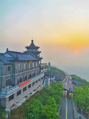 Moutain Top Sunrise Boutique Hotel