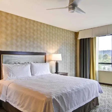 Homewood Suites by Hilton Seattle-Issaquah