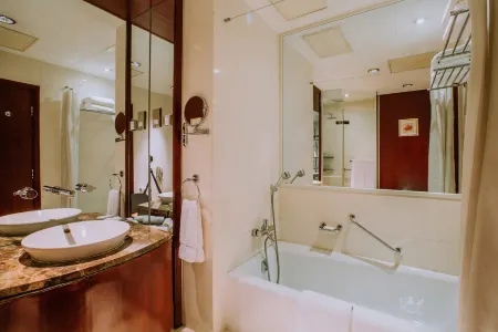 山西國貿大飯店（柳巷鐘樓街店）