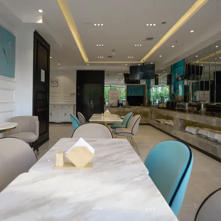 Xana Hotelle (Jinzhou Zhongyang South Street)