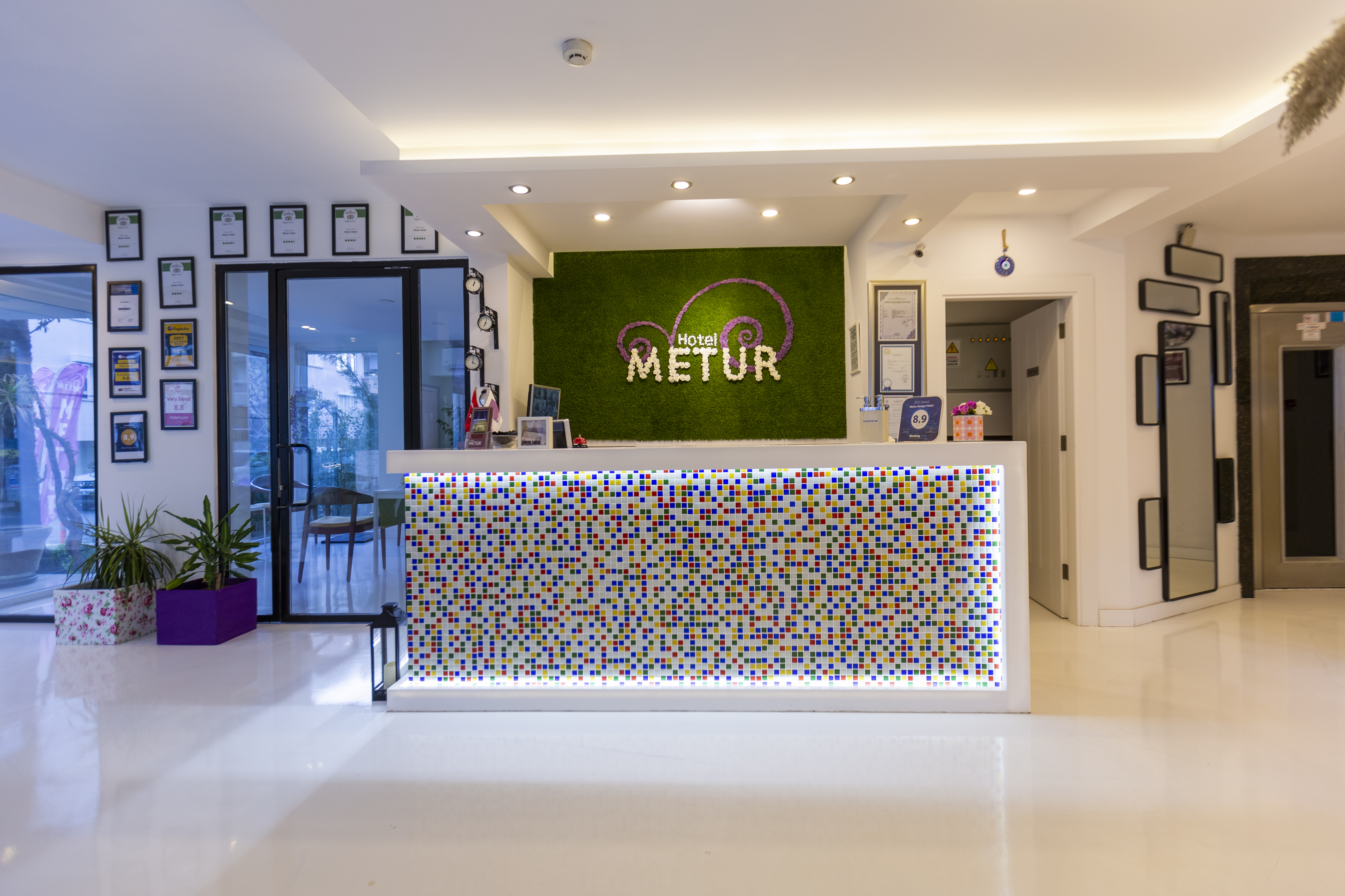 Metur Hotel