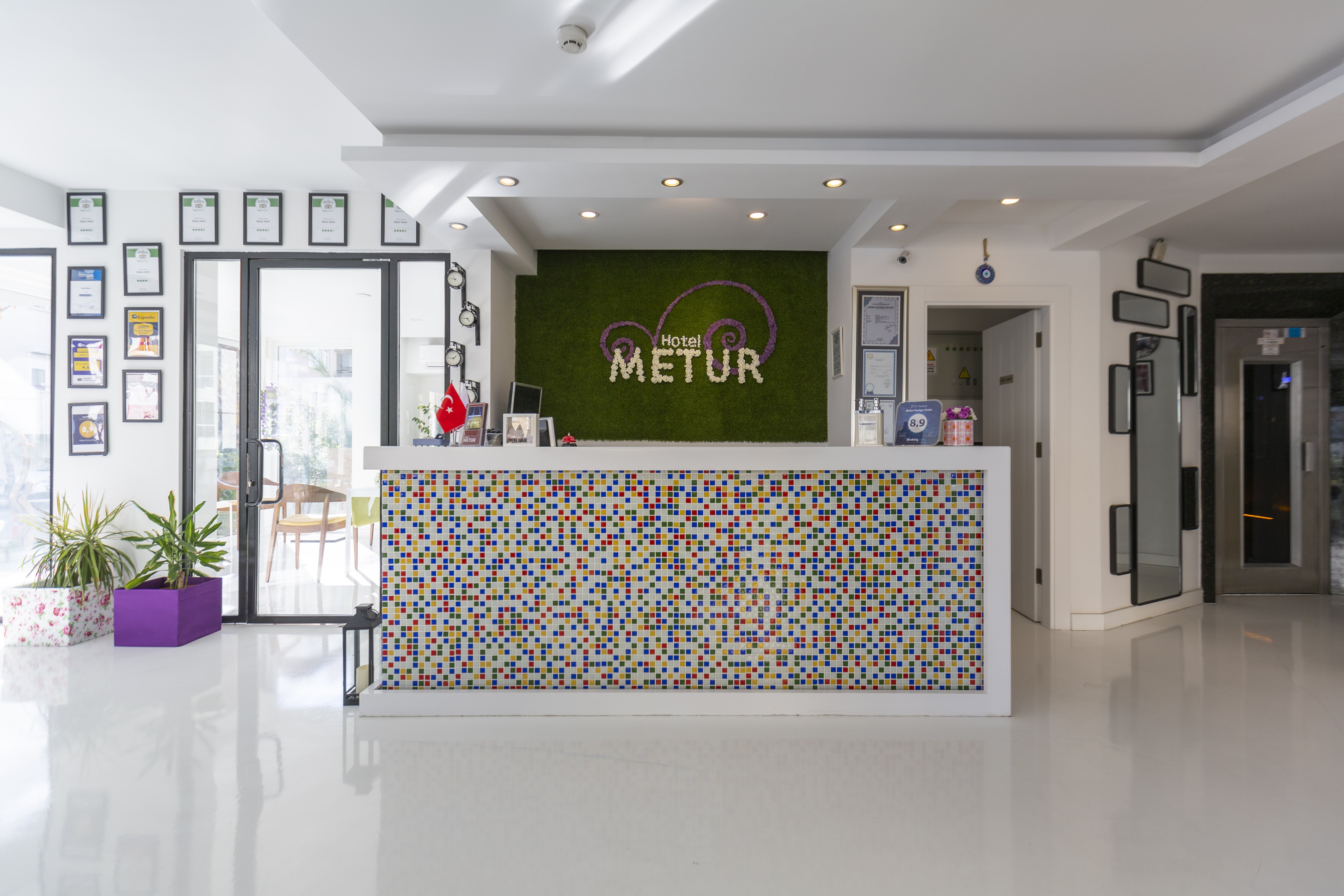 Metur Hotel