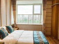 青岛博览时空度假公寓 - 温馨大床房