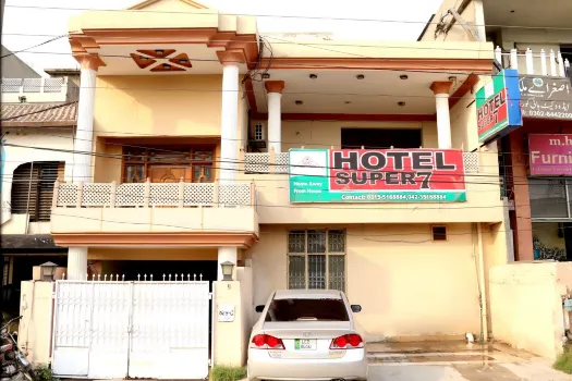 Hotel Super Seven Hotels near Amanah Mall