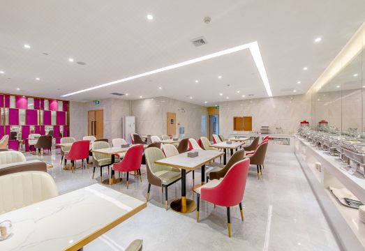 4. 라방 호텔 (중..