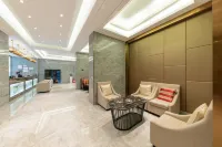 Rhine Hotel (Tenglong Cave Visitor Center Lichuan Station)