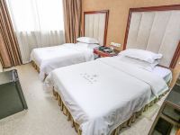 星和泰祥酒店(广州火车站站前路店) - 标准双床房