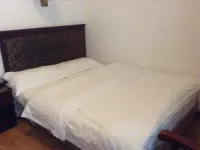 Luding Yuxuan Inn - Inns