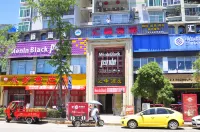 Cangxi Huifeng Hotel Hotels near Yancong Temple