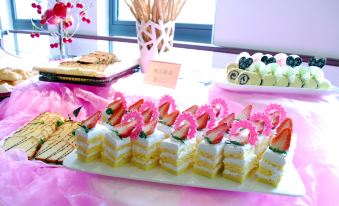 Qujiang Yinzuo Hotel