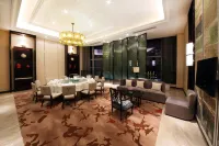 Longhu Hotel