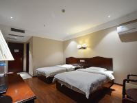 速8酒店(郑州航海体育场店) - 标准双床房