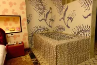 Head Holiday Hotel