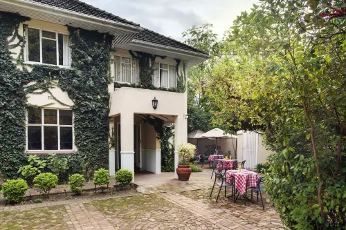 Rozenburg Guest House