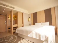 Inn By The Village Hotels near Donghai Sports Park