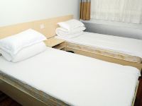 青岛彼岸阳光主题宾馆 - 普通双标间